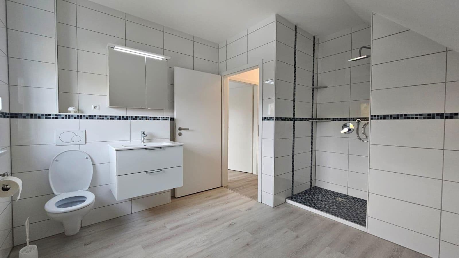 Prodej domu 108 m², pozemek 767 m², Ortenleite 8, Gerach, Bavorsko Prodej domu 108 m², pozemek 767 m², Ortenleite 8, Gerach, Bavorsko