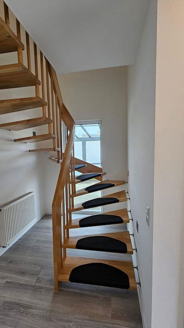 Prodej domu 108 m², pozemek 767 m², Ortenleite 8, Gerach, Bavorsko Prodej domu 108 m², pozemek 767 m², Ortenleite 8, Gerach, Bavorsko