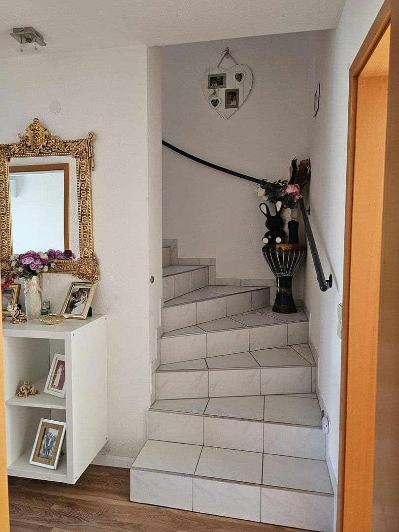 Prodej domu 138 m², pozemek 232 m², Schulstr. 17A, Schallstadt, Bádensko-Württembersko Prodej domu 138 m², pozemek 232 m², Schulstr. 17A, Schallstadt, Bádensko-Württembersko