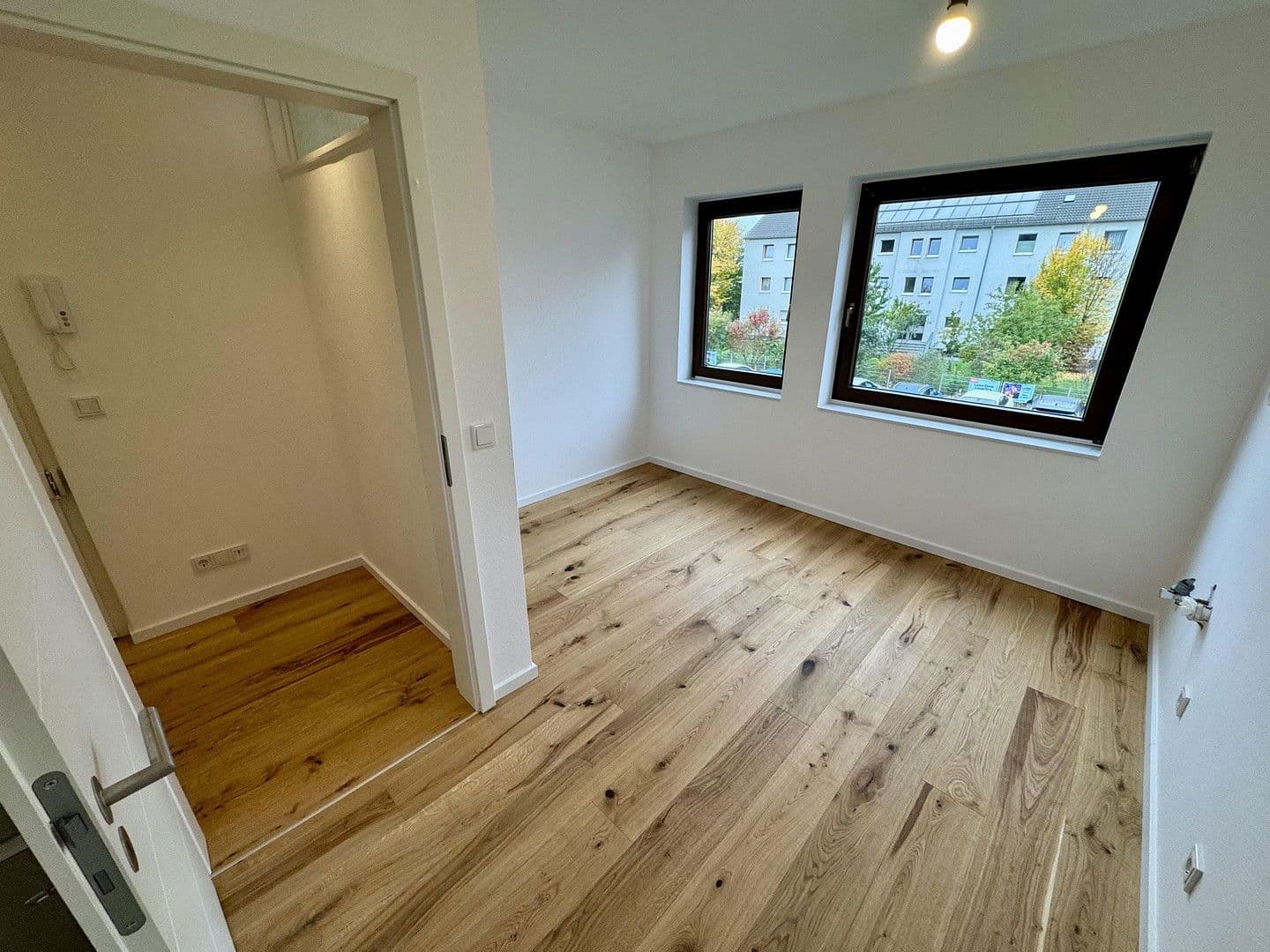 Prodej bytu 3+1 80 m², Köln, Severní Porýní-Vestfálsko Prodej bytu 3+1 80 m², Köln, Severní Porýní-Vestfálsko