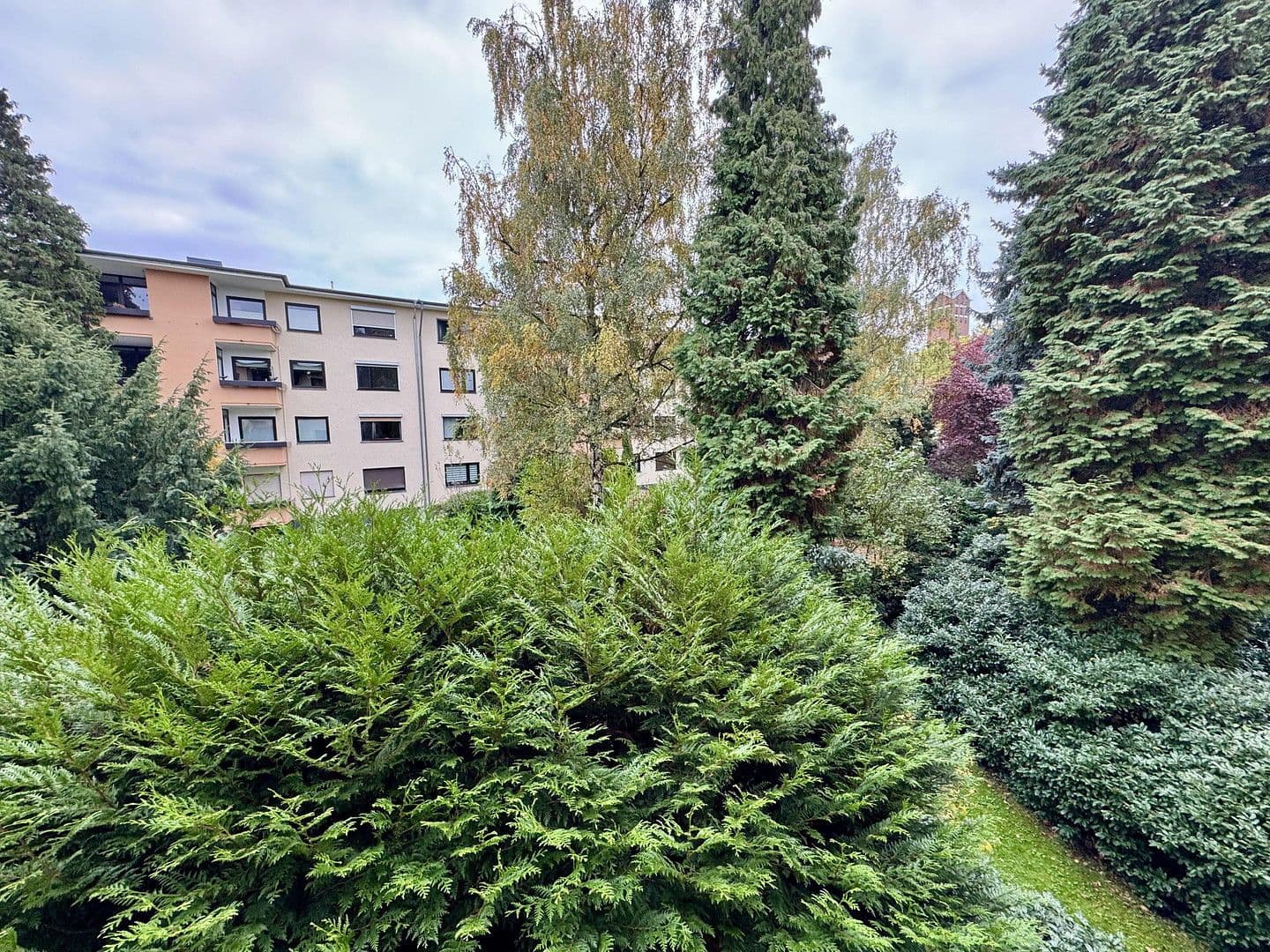 Prodej bytu 3+1 80 m², Köln, Severní Porýní-Vestfálsko Prodej bytu 3+1 80 m², Köln, Severní Porýní-Vestfálsko