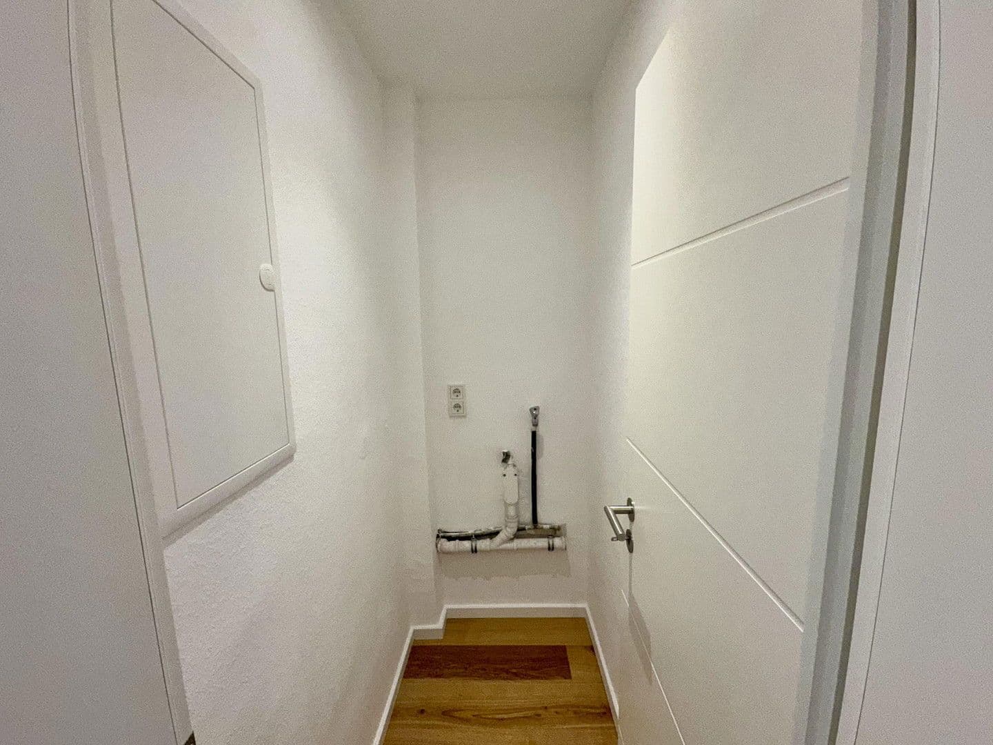 Prodej bytu 3+1 80 m², Köln, Severní Porýní-Vestfálsko Prodej bytu 3+1 80 m², Köln, Severní Porýní-Vestfálsko