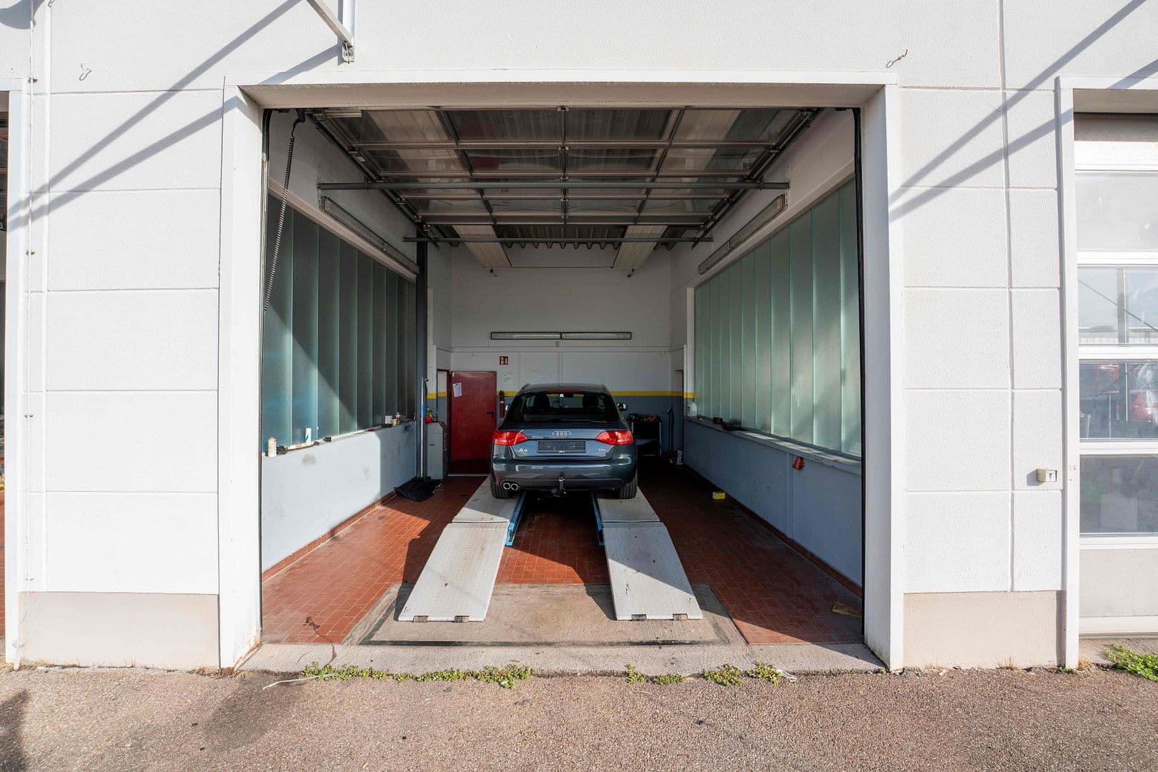 Pronájem nebytového prostoru 5.000 m², Giengen an der Brenz, Bádensko-Württembersko Pronájem nebytového prostoru 5.000 m², Giengen an der Brenz, Bádensko-Württembersko