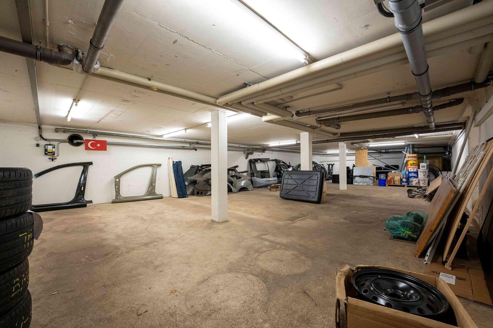 Pronájem nebytového prostoru 5.000 m², Giengen an der Brenz, Bádensko-Württembersko Pronájem nebytového prostoru 5.000 m², Giengen an der Brenz, Bádensko-Württembersko