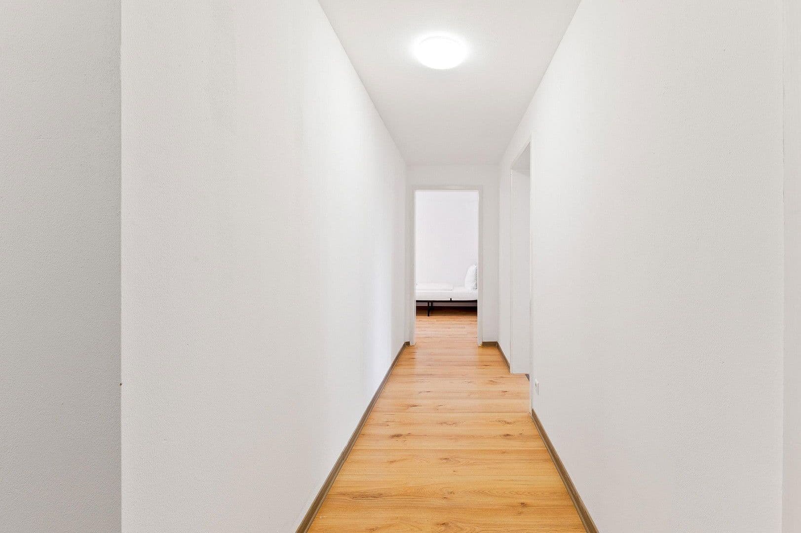 Pronájem bytu 20 m², Schloßberg 6, Kirchentellinsfurt, Bádensko-Württembersko Pronájem bytu 20 m², Schloßberg 6, Kirchentellinsfurt, Bádensko-Württembersko