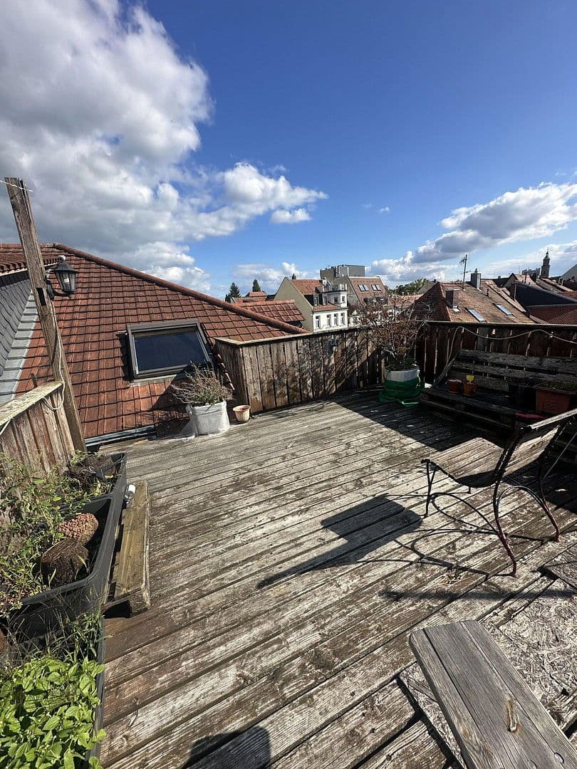 Pronájem bytu 4+1 151 m², Westliche Stadtmauerstraße 64, Erlangen, Bavorsko Pronájem bytu 4+1 151 m², Westliche Stadtmauerstraße 64, Erlangen, Bavorsko