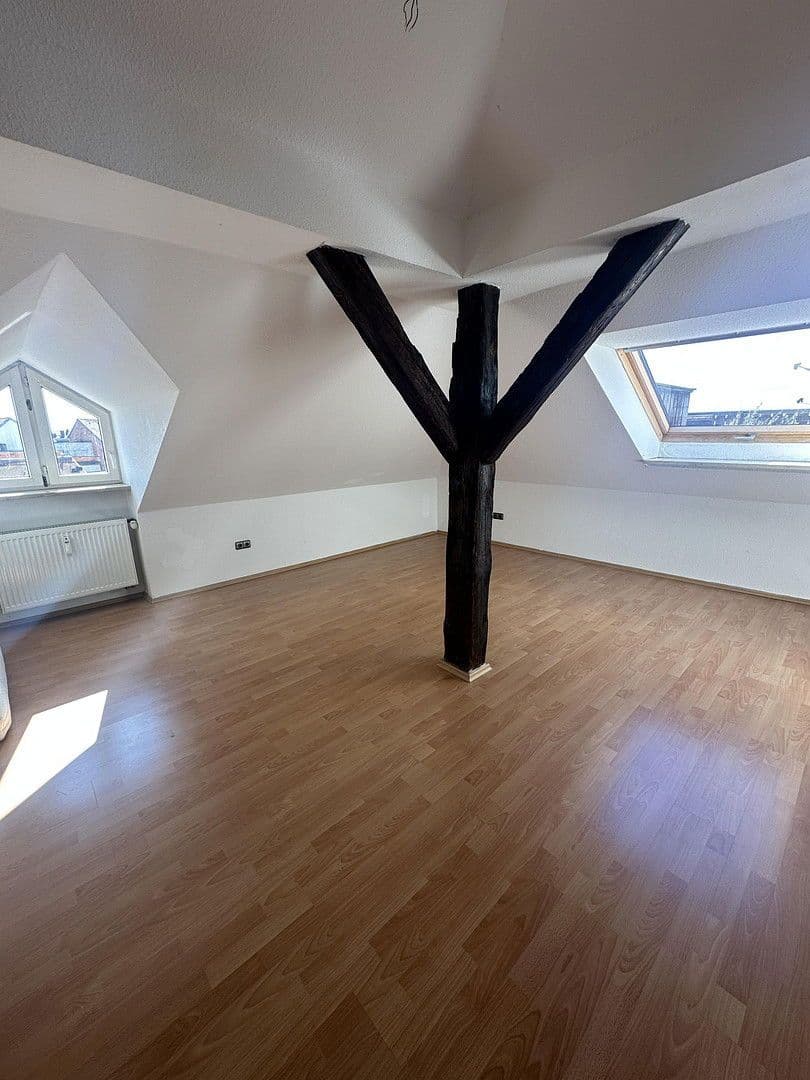 Pronájem bytu 4+1 151 m², Westliche Stadtmauerstraße 64, Erlangen, Bavorsko Pronájem bytu 4+1 151 m², Westliche Stadtmauerstraße 64, Erlangen, Bavorsko