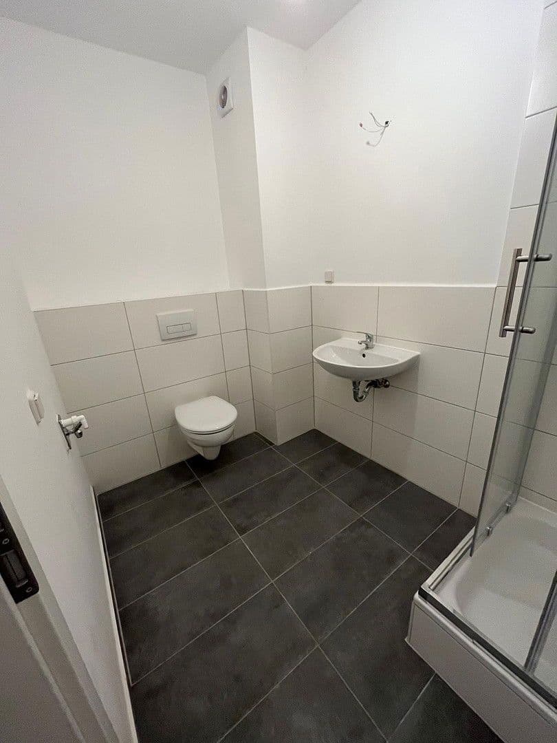 Pronájem bytu 3+1 83 m², Göttingerstraße 40, Pattensen, Dolní Sasko Pronájem bytu 3+1 83 m², Göttingerstraße 40, Pattensen, Dolní Sasko