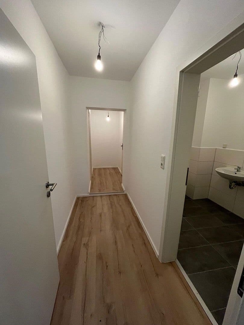 Pronájem bytu 3+1 83 m², Göttingerstraße 40, Pattensen, Dolní Sasko Pronájem bytu 3+1 83 m², Göttingerstraße 40, Pattensen, Dolní Sasko