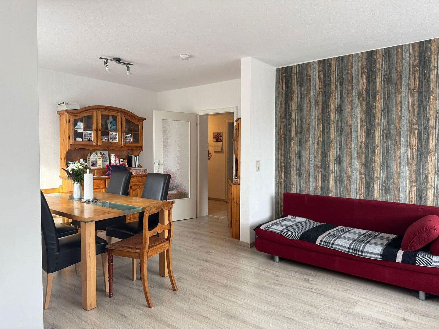 Pronájem bytu 3+1 83 m², An der Mahmilch 2, Bad Gandersheim, Dolní Sasko Pronájem bytu 3+1 83 m², An der Mahmilch 2, Bad Gandersheim, Dolní Sasko