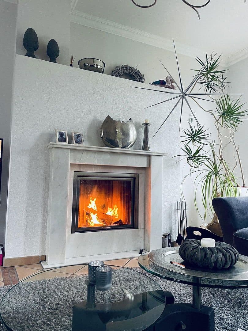 Prodej domu 162 m², pozemek 916 m², Hann. Münden, Dolní Sasko Prodej domu 162 m², pozemek 916 m², Hann. Münden, Dolní Sasko