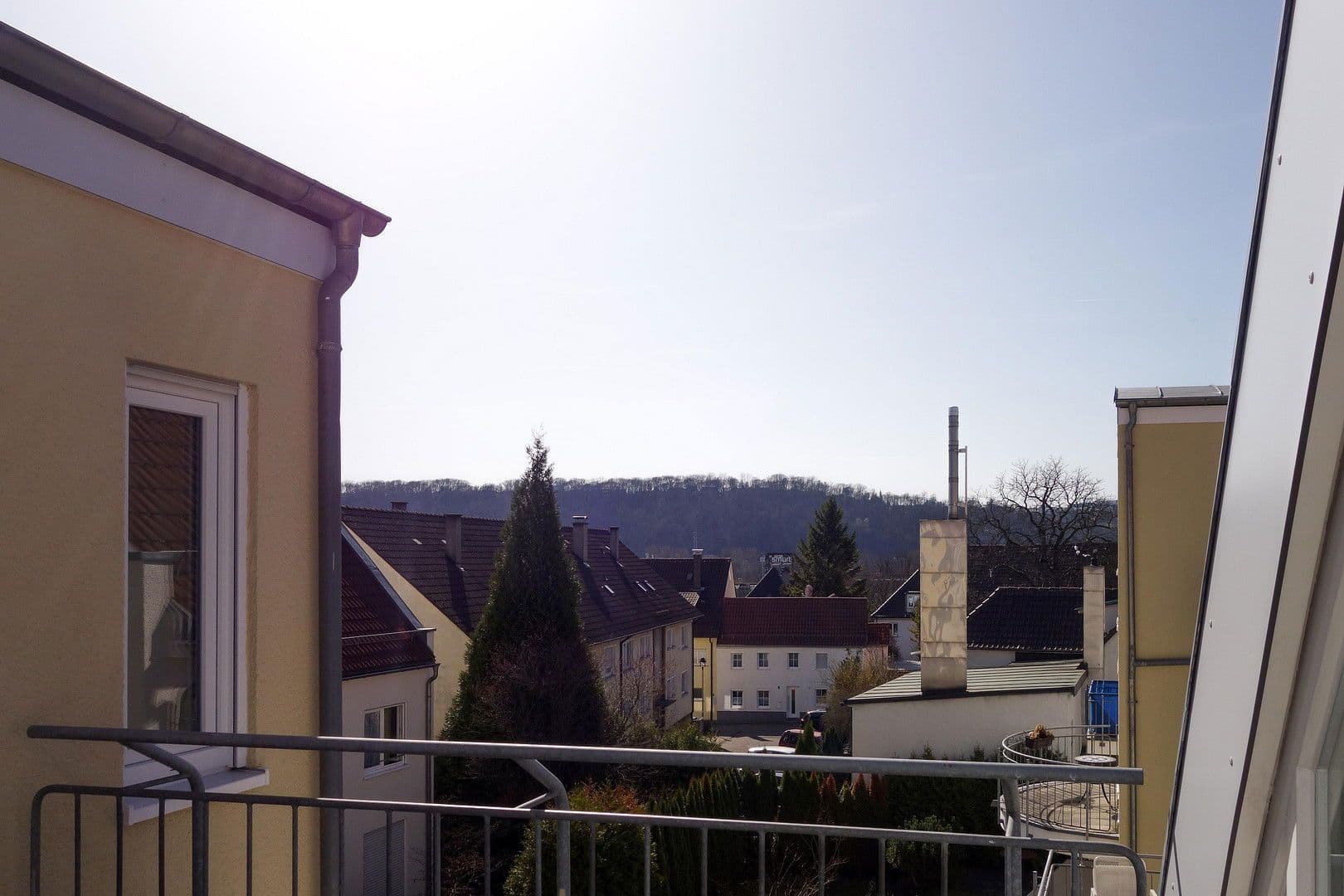 Pronájem bytu 3+1 116 m², Esslingen am Neckar, Bádensko-Württembersko Pronájem bytu 3+1 116 m², Esslingen am Neckar, Bádensko-Württembersko