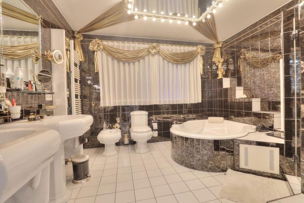 Pronájem domu 200 m², pozemek 644 m², Untergruppenbach, Bádensko-Württembersko Pronájem domu 200 m², pozemek 644 m², Untergruppenbach, Bádensko-Württembersko