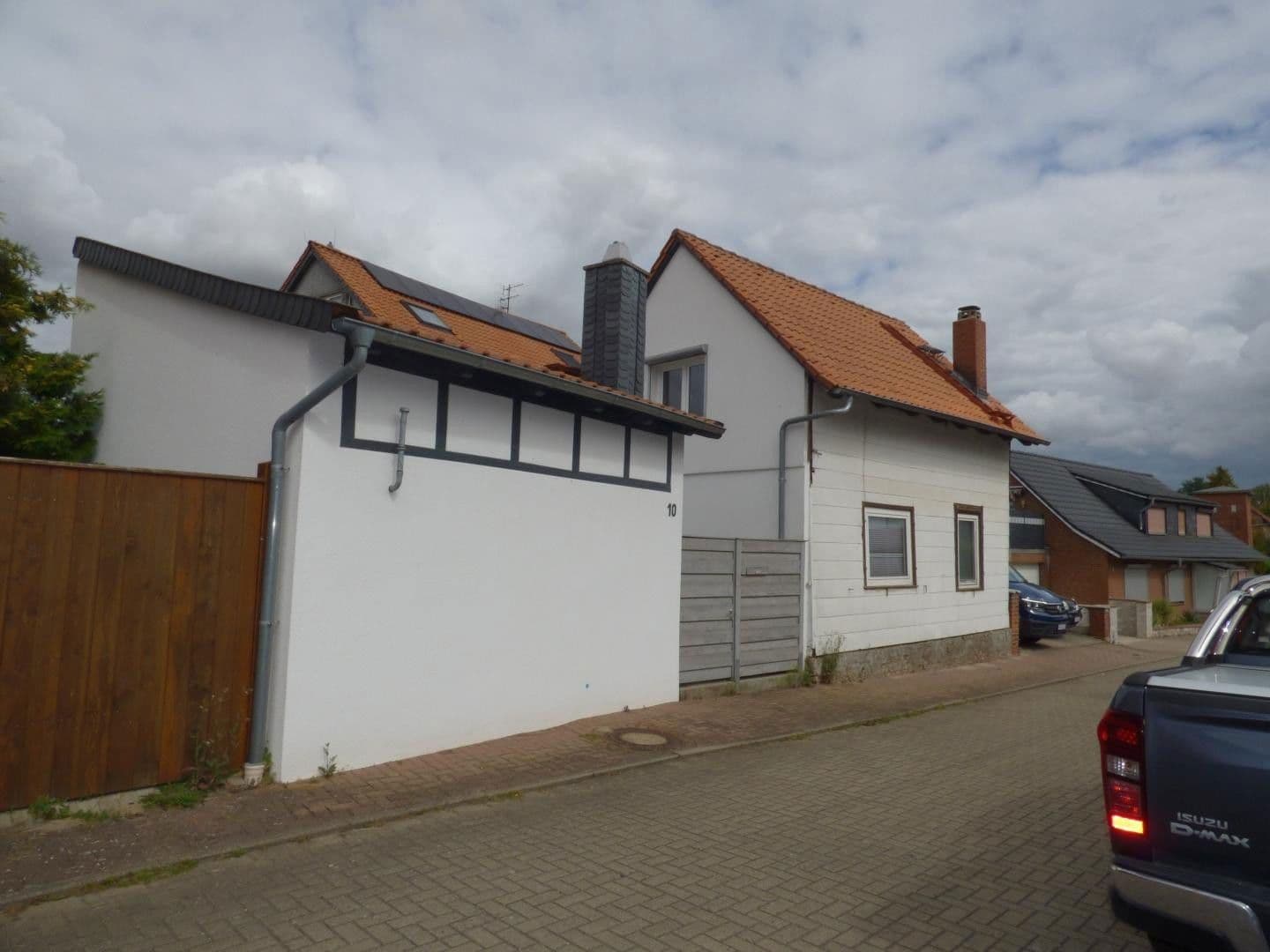 Prodej domu 80 m², pozemek 122 m², Magdeburger Str. 10, Remlingen-Semmenstedt, Dolní Sasko Prodej domu 80 m², pozemek 122 m², Magdeburger Str. 10, Remlingen-Semmenstedt, Dolní Sasko