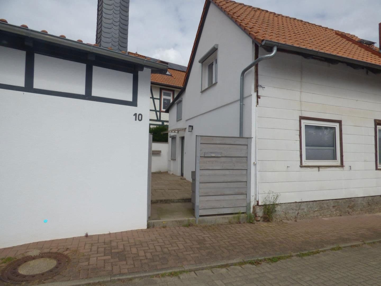 Prodej domu 80 m², pozemek 122 m², Magdeburger Str. 10, Remlingen-Semmenstedt, Dolní Sasko Prodej domu 80 m², pozemek 122 m², Magdeburger Str. 10, Remlingen-Semmenstedt, Dolní Sasko