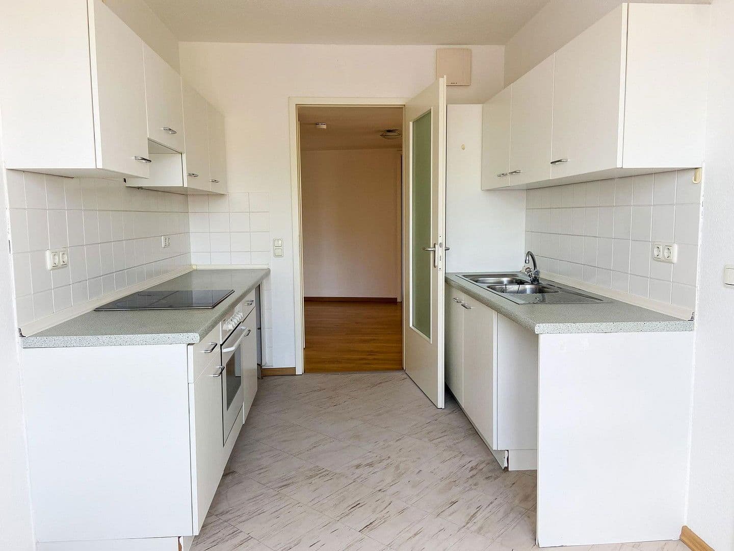 Prodej bytu 2+1 77 m², Einbecker Strasse 64A, Berlin - Lichtenberg, Berlín Prodej bytu 2+1 77 m², Einbecker Strasse 64A, Berlin - Lichtenberg, Berlín