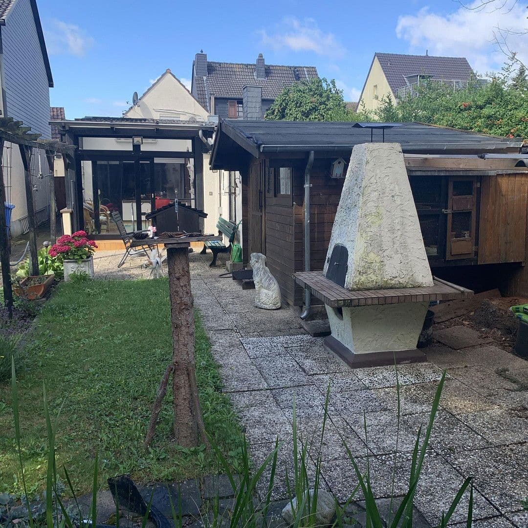 Prodej domu 124 m², pozemek 416 m², Wesseling, Severní Porýní-Vestfálsko Prodej domu 124 m², pozemek 416 m², Wesseling, Severní Porýní-Vestfálsko