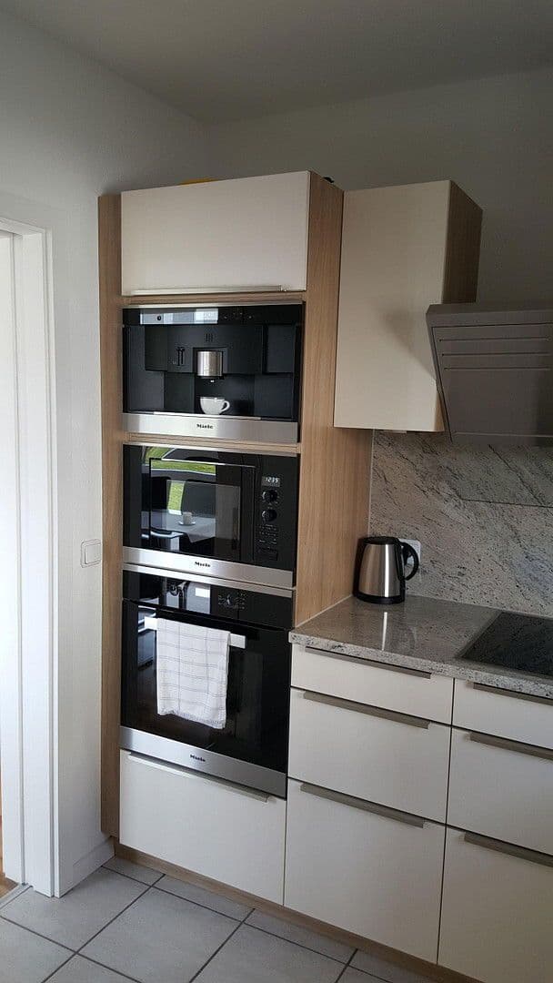 Prodej domu 200 m², pozemek 299 m², Karben, Hessen Prodej domu 200 m², pozemek 299 m², Karben, Hessen