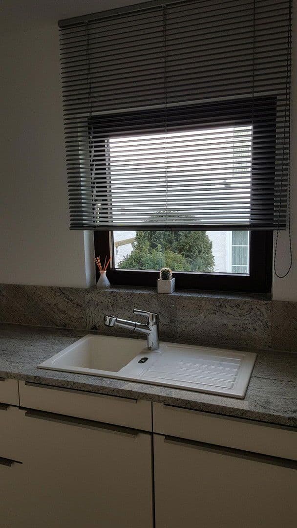 Prodej domu 200 m², pozemek 299 m², Karben, Hessen Prodej domu 200 m², pozemek 299 m², Karben, Hessen