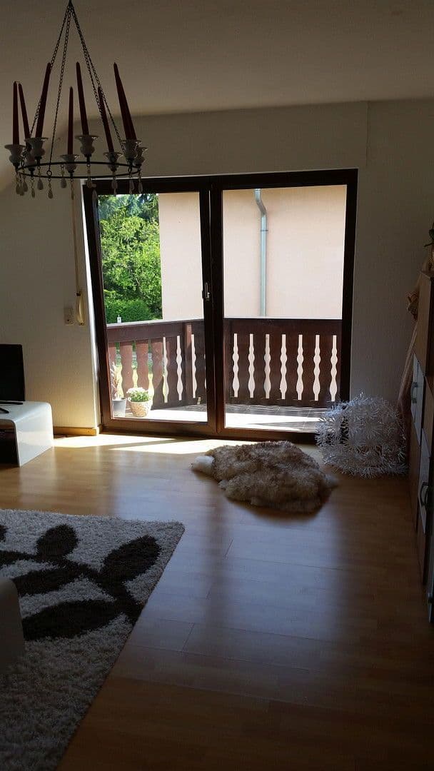 Prodej domu 200 m², pozemek 299 m², Karben, Hessen Prodej domu 200 m², pozemek 299 m², Karben, Hessen