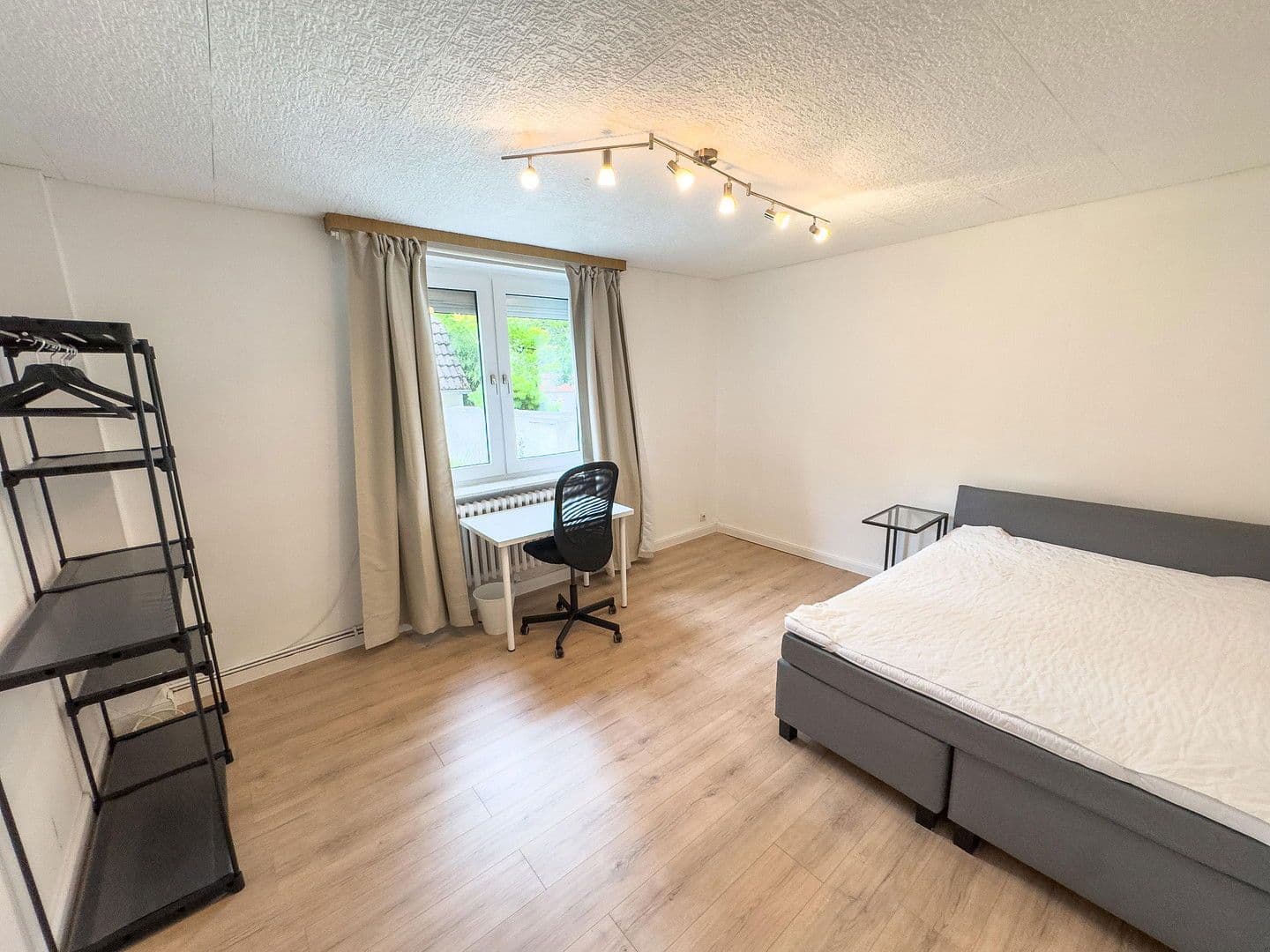 Pronájem bytu 1+1 20 m², Nettelbeckstraße 19, Hildesheim, Dolní Sasko Pronájem bytu 1+1 20 m², Nettelbeckstraße 19, Hildesheim, Dolní Sasko