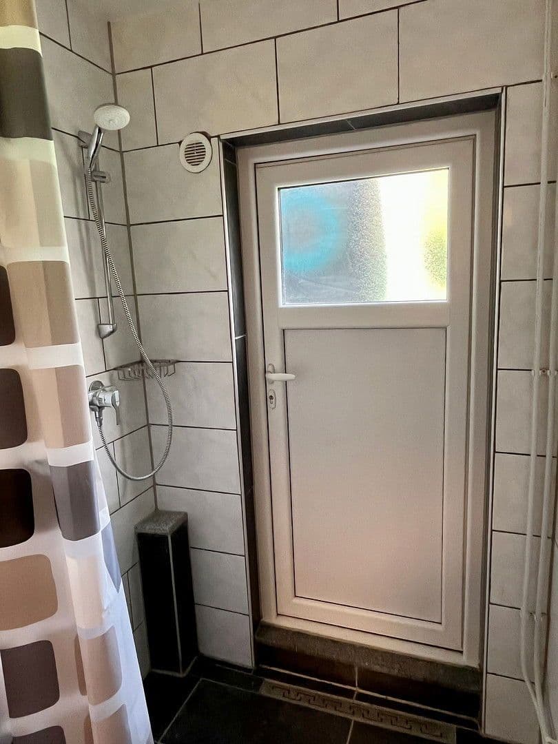 Pronájem bytu 1+1 25 m², Frankfurt, Hessen Pronájem bytu 1+1 25 m², Frankfurt, Hessen