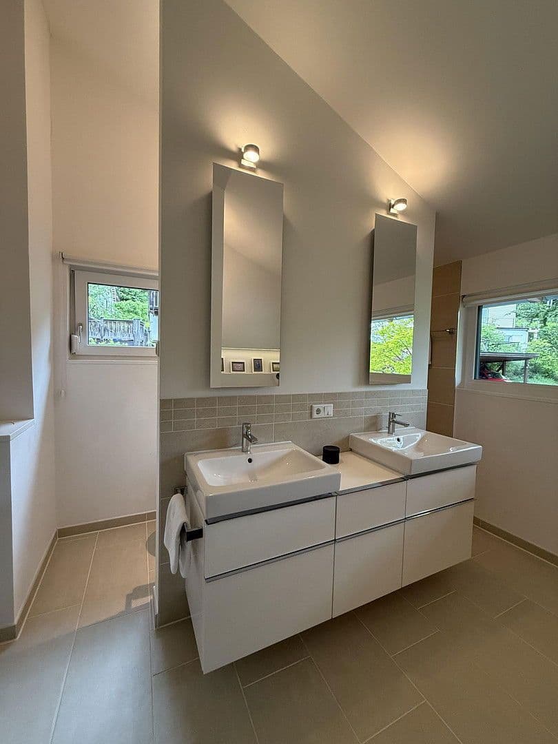 Prodej domu 216 m², pozemek 589 m², Eurasburg, Bavorsko Prodej domu 216 m², pozemek 589 m², Eurasburg, Bavorsko