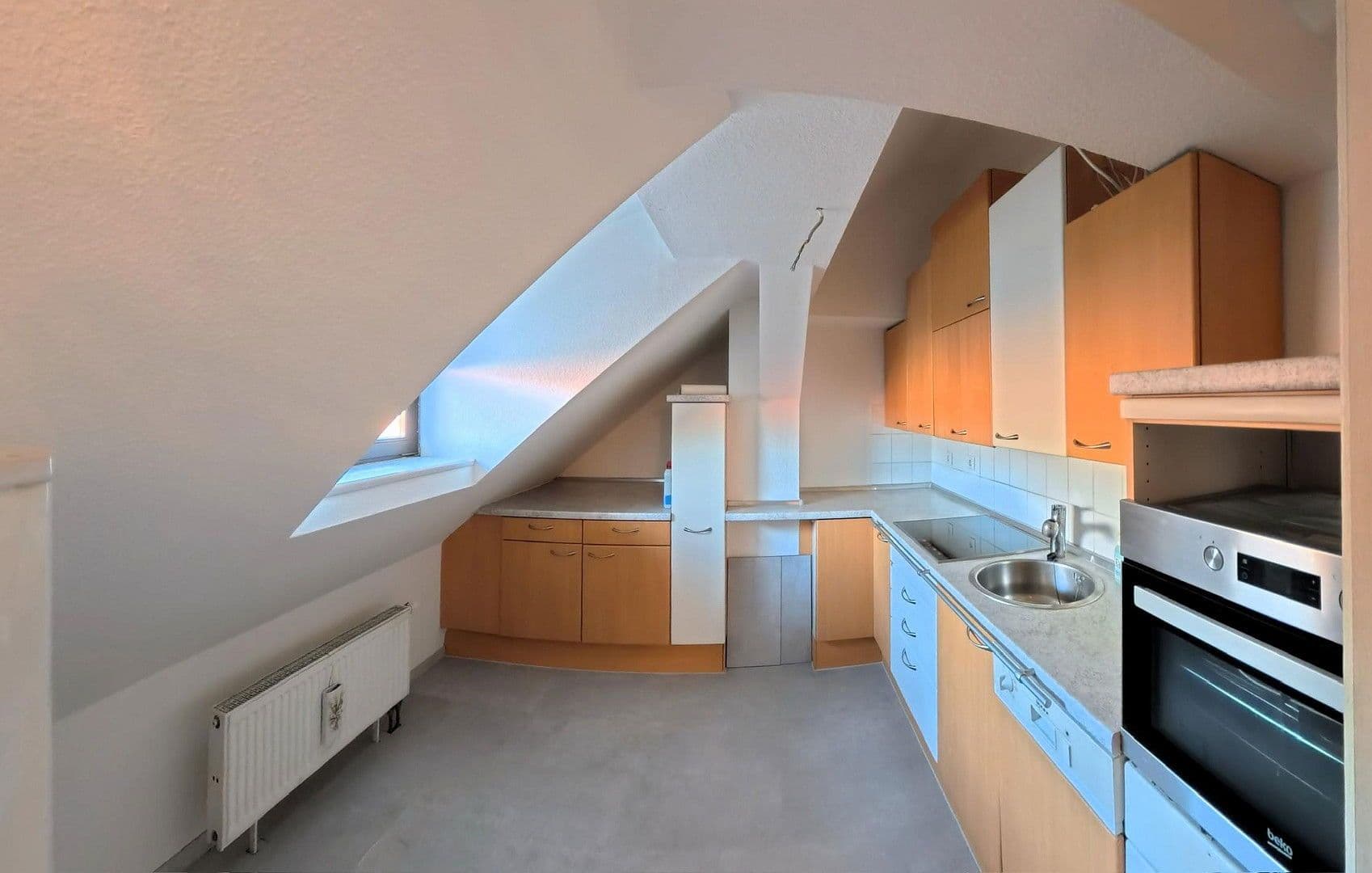 Pronájem bytu 3+1 94 m², Vordere Cramergasse 12, Nürnberg, Bavorsko Pronájem bytu 3+1 94 m², Vordere Cramergasse 12, Nürnberg, Bavorsko
