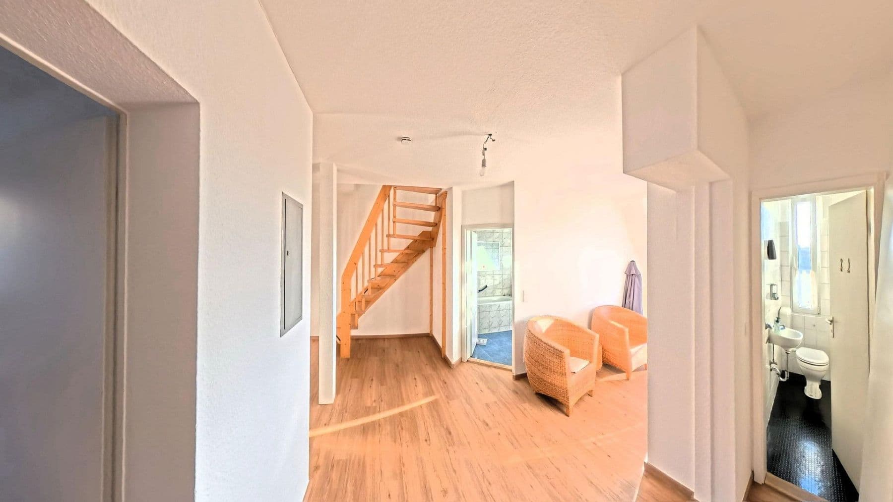 Pronájem bytu 3+1 94 m², Vordere Cramergasse 12, Nürnberg, Bavorsko Pronájem bytu 3+1 94 m², Vordere Cramergasse 12, Nürnberg, Bavorsko