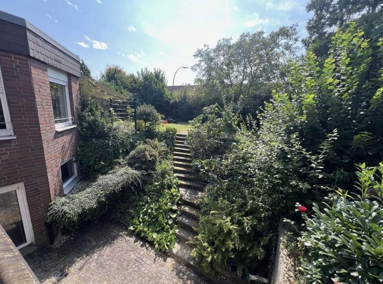 Prodej domu 229 m², pozemek 511 m², Marl, Severní Porýní-Vestfálsko Prodej domu 229 m², pozemek 511 m², Marl, Severní Porýní-Vestfálsko