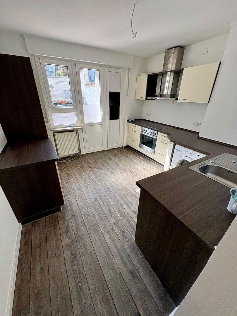 Pronájem bytu 4+1 100 m², Mainz, Porýní-Falc Pronájem bytu 4+1 100 m², Mainz, Porýní-Falc