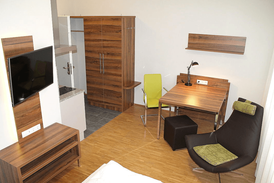 Pronájem bytu 1+1 30 m², Ismaning, Bavorsko Pronájem bytu 1+1 30 m², Ismaning, Bavorsko