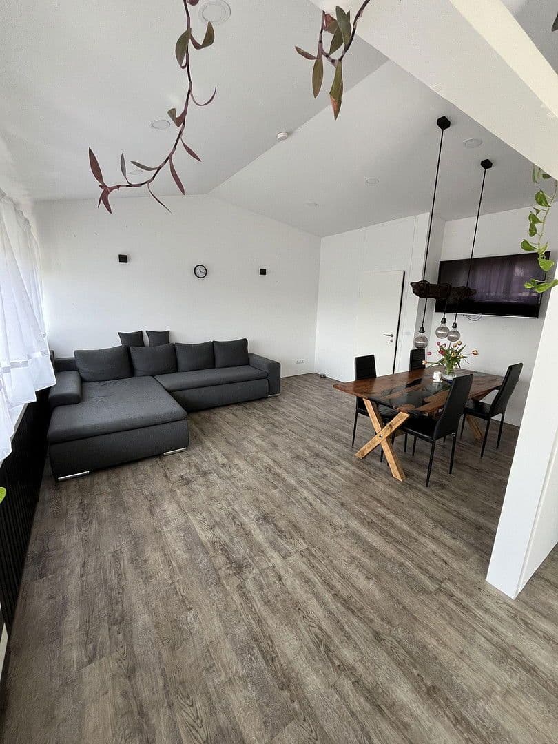 Prodej domu 114 m², pozemek 763 m², Berod bei Hachenburg, Porýní-Falc Prodej domu 114 m², pozemek 763 m², Berod bei Hachenburg, Porýní-Falc