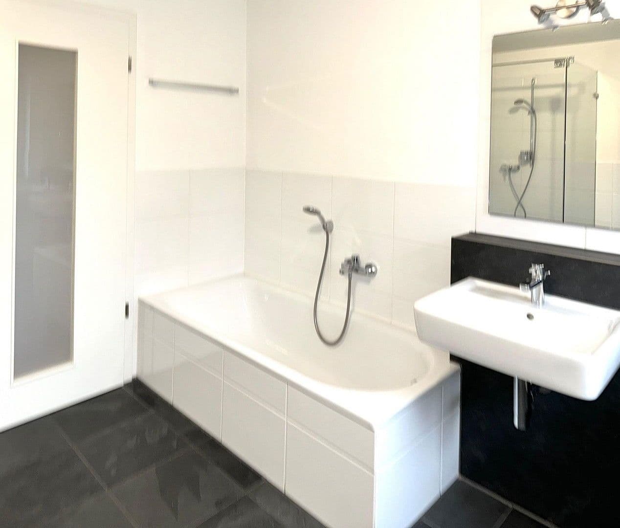 Pronájem domu 167 m², pozemek 160 m², Kevelaer, Severní Porýní-Vestfálsko Pronájem domu 167 m², pozemek 160 m², Kevelaer, Severní Porýní-Vestfálsko