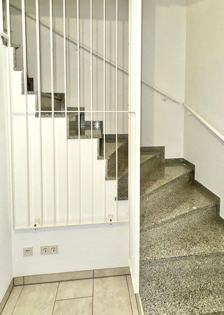 Pronájem domu 167 m², pozemek 160 m², Kevelaer, Severní Porýní-Vestfálsko Pronájem domu 167 m², pozemek 160 m², Kevelaer, Severní Porýní-Vestfálsko