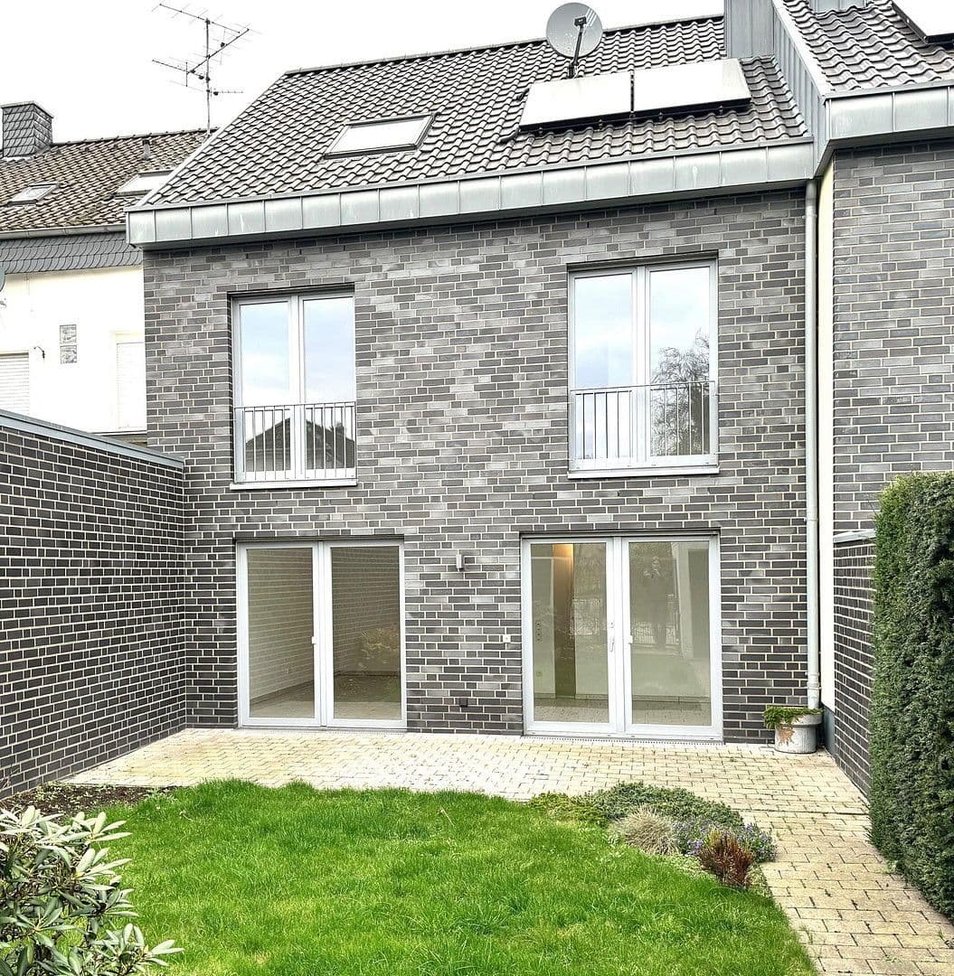 Pronájem domu 167 m², pozemek 160 m², Kevelaer, Severní Porýní-Vestfálsko Pronájem domu 167 m², pozemek 160 m², Kevelaer, Severní Porýní-Vestfálsko