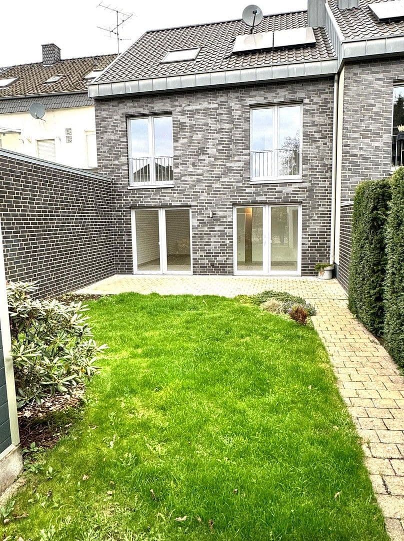 Pronájem domu 167 m², pozemek 160 m², Kevelaer, Severní Porýní-Vestfálsko Pronájem domu 167 m², pozemek 160 m², Kevelaer, Severní Porýní-Vestfálsko