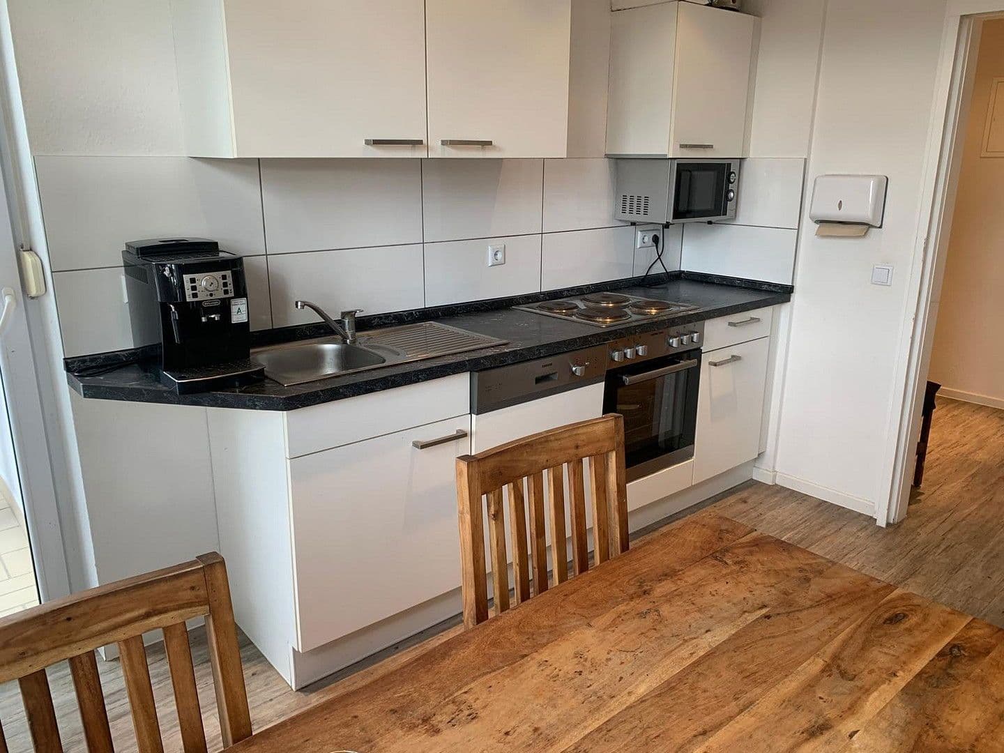 Pronájem bytu 3+1 83 m², Am Emmersberg 43, Saarbrücken, Země Sársko Pronájem bytu 3+1 83 m², Am Emmersberg 43, Saarbrücken, Země Sársko