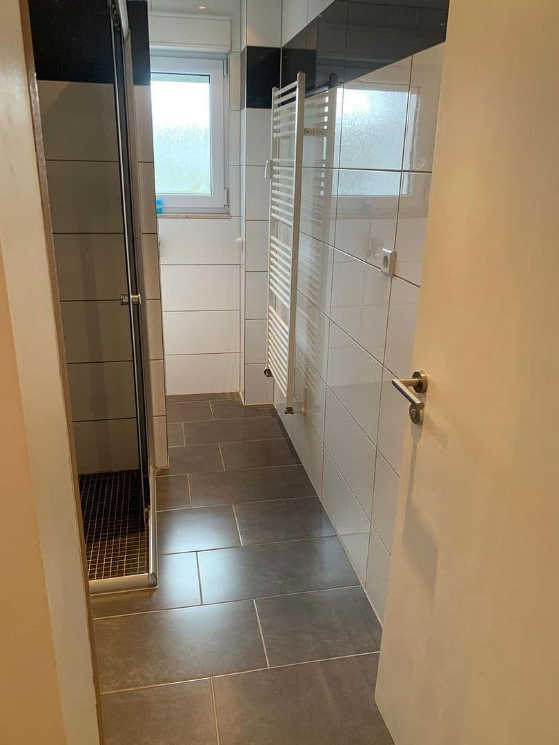 Pronájem bytu 3+1 83 m², Am Emmersberg 43, Saarbrücken, Země Sársko Pronájem bytu 3+1 83 m², Am Emmersberg 43, Saarbrücken, Země Sársko