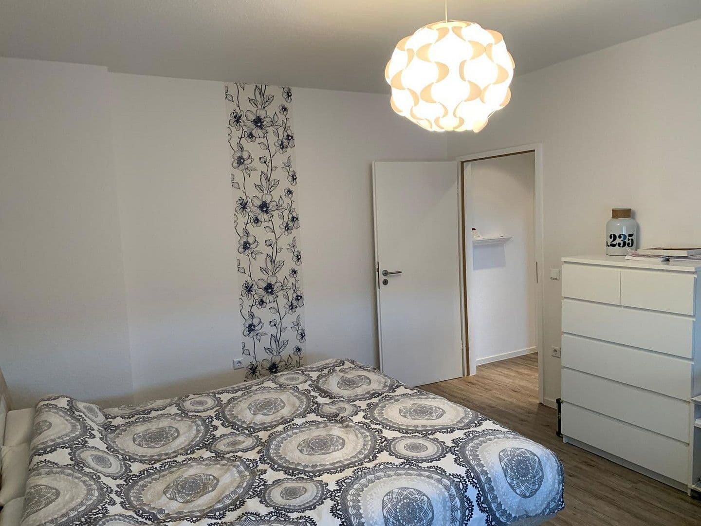 Pronájem bytu 3+1 83 m², Am Emmersberg 43, Saarbrücken, Země Sársko Pronájem bytu 3+1 83 m², Am Emmersberg 43, Saarbrücken, Země Sársko