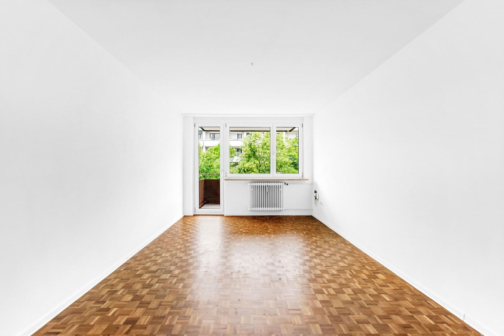 Pronájem bytu 1+1 29 m², Schleißheimer Straße 124, München, Bavorsko Pronájem bytu 1+1 29 m², Schleißheimer Straße 124, München, Bavorsko