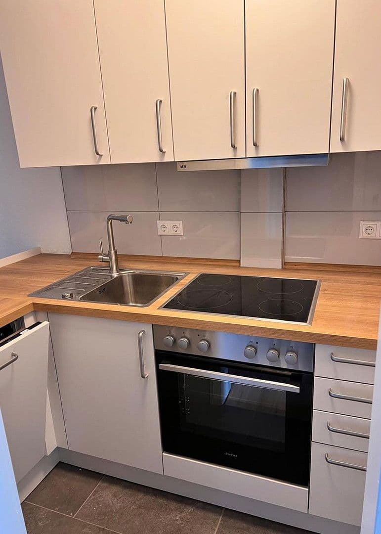 Pronájem domu 100 m², pozemek 250 m², An der Hofkoppel 6 b, Bad Bevensen, Dolní Sasko Pronájem domu 100 m², pozemek 250 m², An der Hofkoppel 6 b, Bad Bevensen, Dolní Sasko