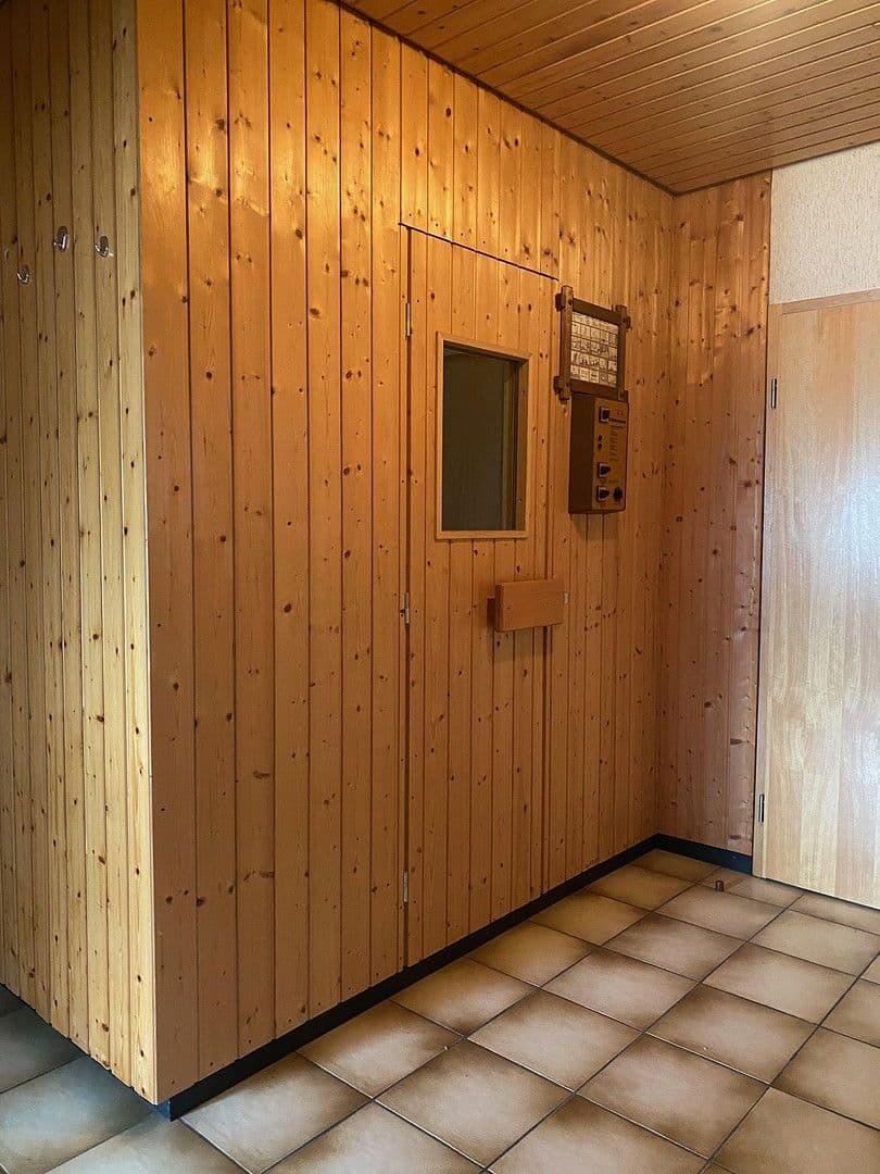 Prodej domu 204 m², pozemek 304 m², Brunnenstr. 9, Wehingen, Bádensko-Württembersko Prodej domu 204 m², pozemek 304 m², Brunnenstr. 9, Wehingen, Bádensko-Württembersko