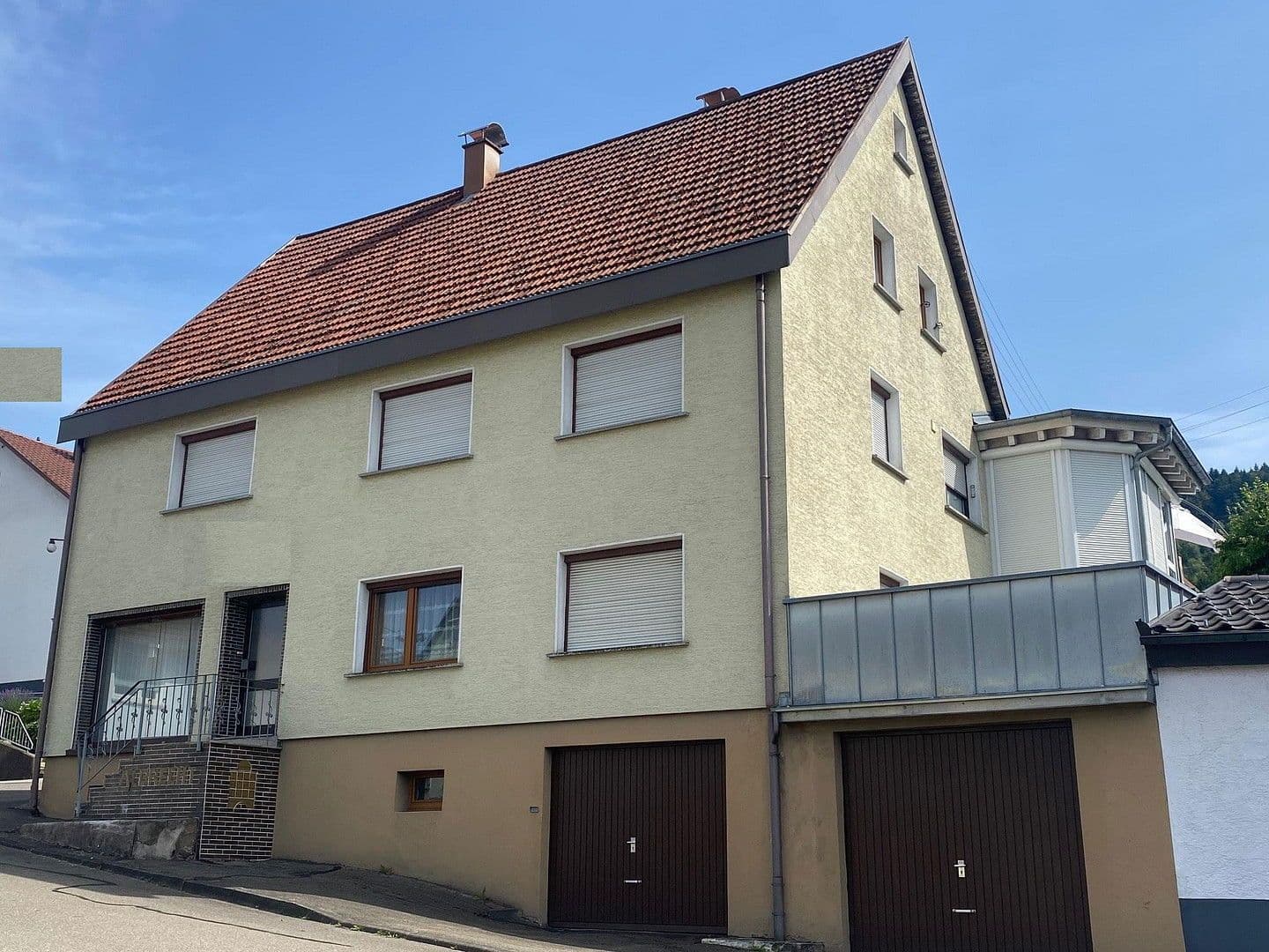 Prodej domu 204 m², pozemek 304 m², Brunnenstr. 9, Wehingen, Bádensko-Württembersko Prodej domu 204 m², pozemek 304 m², Brunnenstr. 9, Wehingen, Bádensko-Württembersko