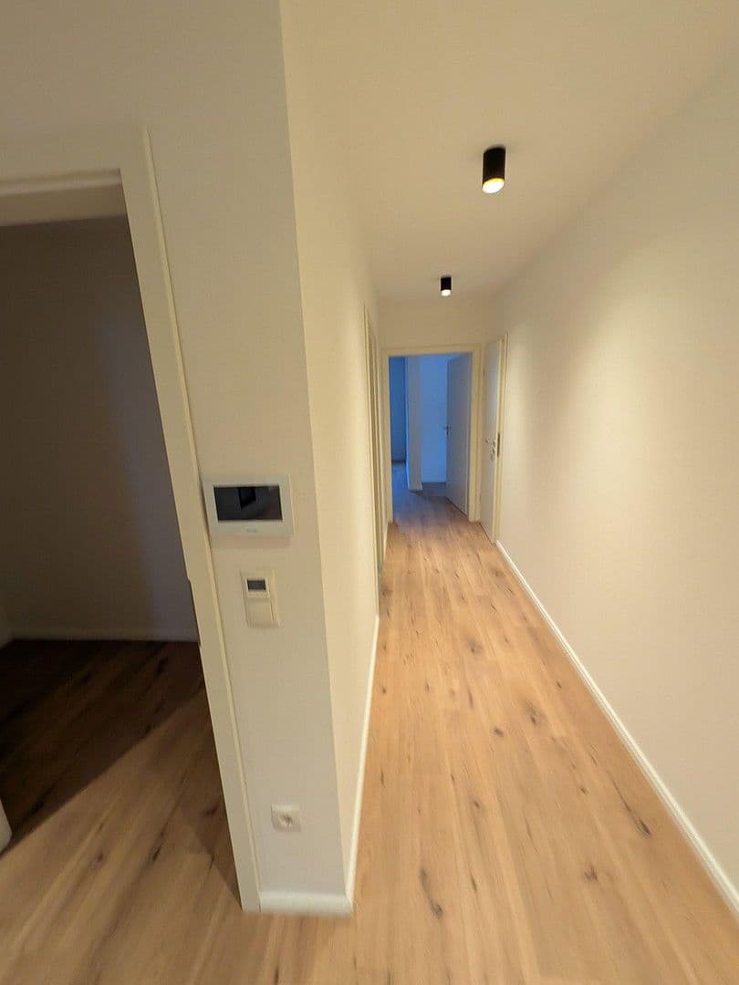 Pronájem bytu 2+1 70 m², Forstgasse 64, Haßloch, Porýní-Falc Pronájem bytu 2+1 70 m², Forstgasse 64, Haßloch, Porýní-Falc