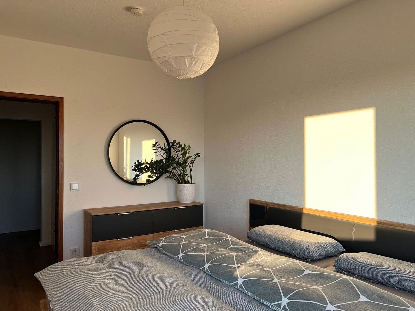 Pronájem bytu 3+1 92 m², Bürgermeister-Kutterer-Str. 12, Ludwigshafen, Porýní-Falc Pronájem bytu 3+1 92 m², Bürgermeister-Kutterer-Str. 12, Ludwigshafen, Porýní-Falc