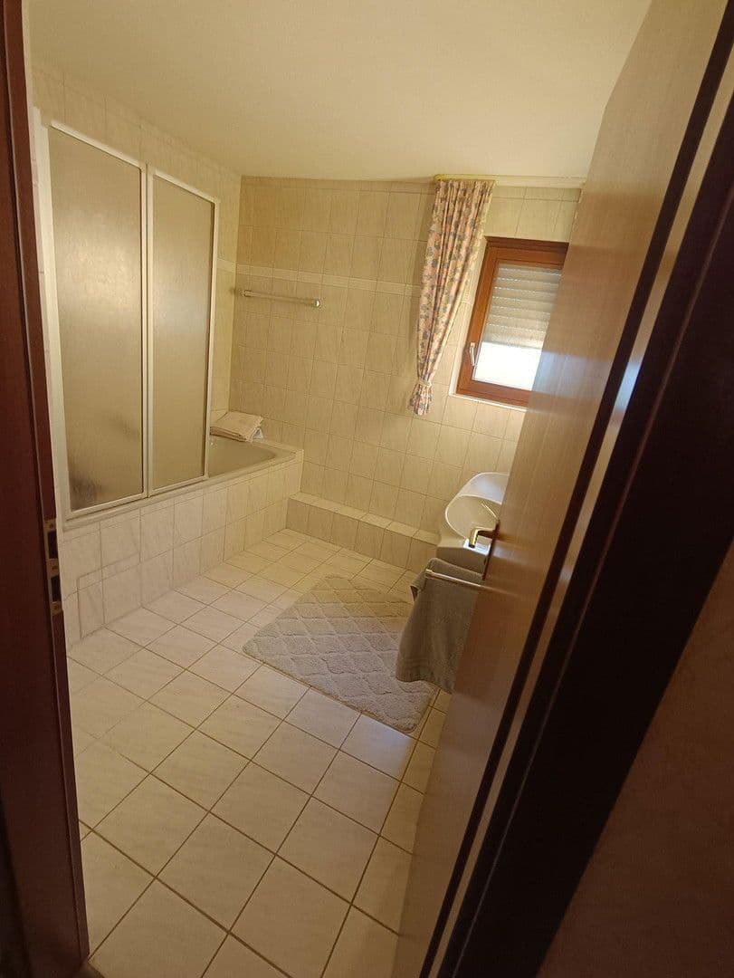 Pronájem bytu 4+1 94 m², Hermann-Rombach-Str. 3, Bietigheim-Bissingen, Bádensko-Württembersko Pronájem bytu 4+1 94 m², Hermann-Rombach-Str. 3, Bietigheim-Bissingen, Bádensko-Württembersko