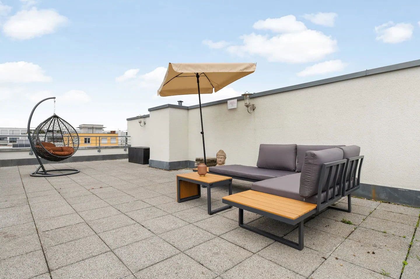 Pronájem bytu 5+1 179 m², Ostfildern, Bádensko-Württembersko Pronájem bytu 5+1 179 m², Ostfildern, Bádensko-Württembersko