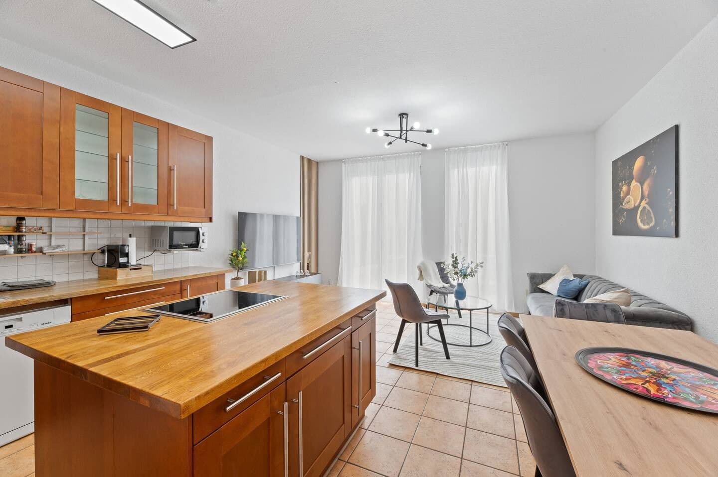 Pronájem bytu 5+1 179 m², Ostfildern, Bádensko-Württembersko Pronájem bytu 5+1 179 m², Ostfildern, Bádensko-Württembersko