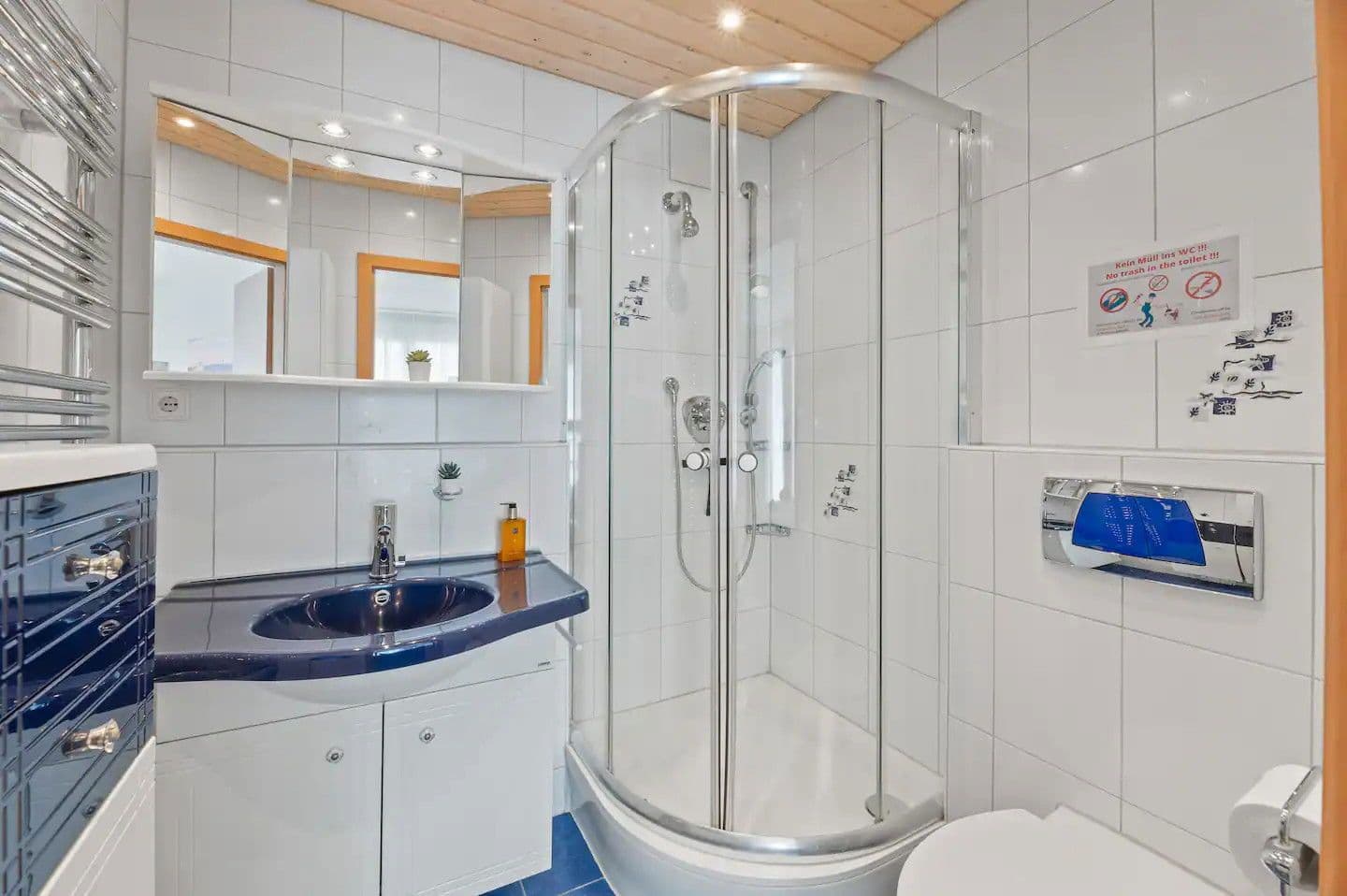 Pronájem bytu 5+1 179 m², Ostfildern, Bádensko-Württembersko Pronájem bytu 5+1 179 m², Ostfildern, Bádensko-Württembersko